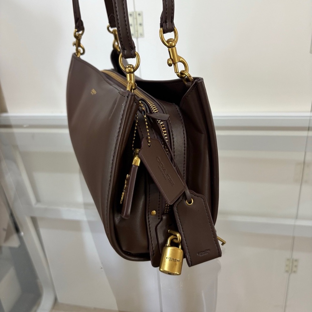 Coach Dark Brown Leather Shoulder Bag with Gold Hardware - Picture 8 of 10